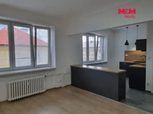 Pronájem bytu 1+1, Karviná, Urxova, 38 m2