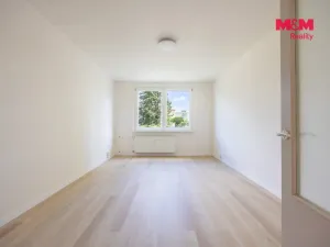 Prodej bytu 3+1, Klášterec nad Ohří, Školní, 64 m2
