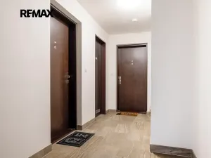 Pronájem bytu 2+kk, Praha - Kamýk, Kramperova, 57 m2