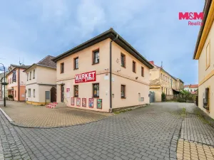 Pronájem bytu 4+1, Bor, náměstí Republiky, 90 m2