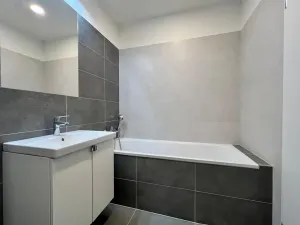 Pronájem bytu 2+kk, Beroun, Nepilova, 56 m2
