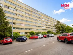 Prodej bytu 3+1, Praha - Prosek, Lovosická, 66 m2