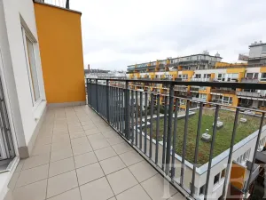 Pronájem bytu 2+kk, Praha - Vysočany, Pod Harfou, 49 m2