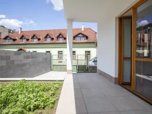 Pronájem bytu 3+kk, Praha - Radotín, Na Výšince, 58 m2