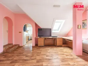 Prodej rodinného domu, Uherské Hradiště, U Stadionu, 300 m2