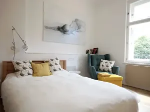 Pronájem bytu 2+kk, Praha, Bořivojova, 52 m2