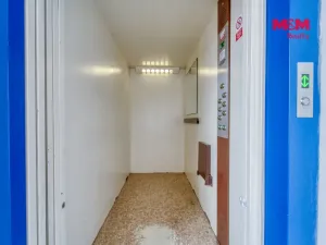 Prodej bytu 2+kk, Beroun - Beroun-Centrum, Na Klášteře, 43 m2