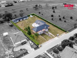 Prodej rodinného domu, Černíkovice, 280 m2