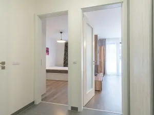 Pronájem bytu 2+kk, Praha - Karlín, Nekvasilova, 67 m2