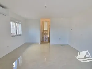 Prodej bytu 2+kk, Starigrad, Chorvatsko, 57 m2