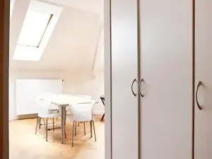 Pronájem bytu 1+kk, Praha - Vinohrady, Varšavská, 46 m2