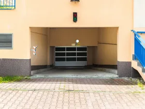 Pronájem bytu 2+kk, Praha - Troja, Hnězdenská, 46 m2