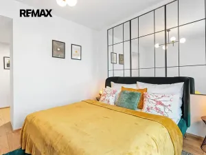 Prodej bytu 2+kk, Praha - Karlín, Sokolovská, 59 m2