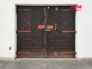 Prodej garáže, Praha, Železnobrodská, 18 m2