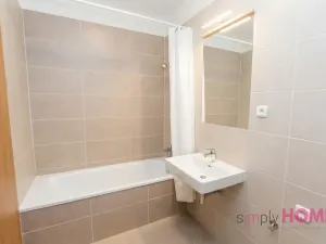 Pronájem bytu 2+kk, Praha - Vysočany, Pod Harfou, 40 m2