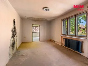 Prodej rodinného domu, Rynholec, nám. 1. máje, 363 m2