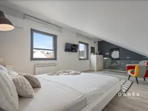 Prodej rodinného domu, Ivančice, Jana Schwarze, 210 m2