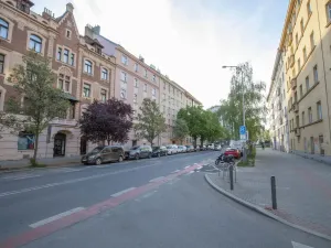 Prodej bytu 2+kk, Praha - Holešovice, U Uranie, 40 m2