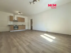 Pronájem bytu 2+kk, Klášterec nad Ohří - Miřetice u Klášterce nad Ohří, Chomutovská, 64 m2