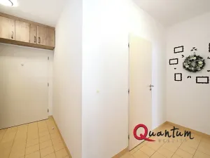 Pronájem bytu 2+kk, Praha - Hostavice, U Hostavického potoka, 50 m2