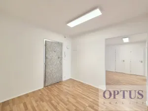 Pronájem kanceláře, Praha - Smíchov, U Demartinky, 96 m2