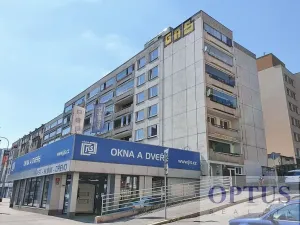 Pronájem kanceláře, Praha - Smíchov, U Demartinky, 96 m2