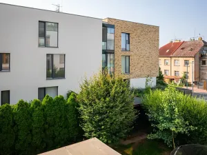 Prodej bytu 1+kk, Černošice, Mokropeská, 40 m2