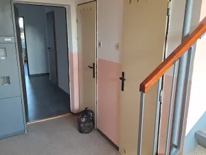 Pronájem bytu 3+1, Praha - Horní Počernice, Komárovská, 63 m2
