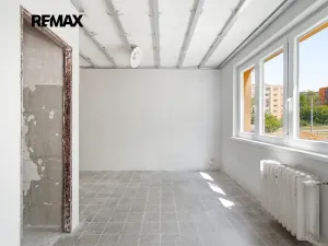 Prodej obchodního prostoru, Plzeň, Rokycanská, 27 m2