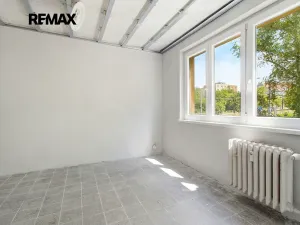 Prodej obchodního prostoru, Plzeň, Rokycanská, 27 m2