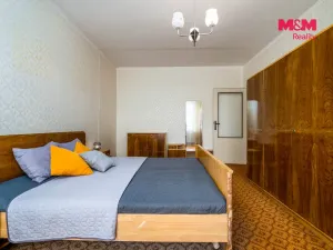 Prodej bytu 2+1, Hostinné, Sídliště, 68 m2