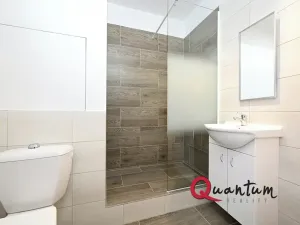 Pronájem bytu 1+kk, Praha - Troja, Sosnovecká, 28 m2