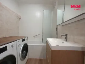 Prodej bytu 4+kk, Praha - Újezd nad Lesy, Rohožnická, 97 m2