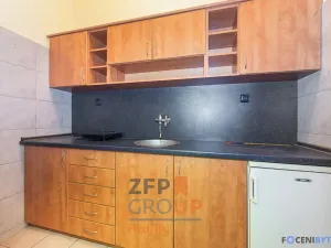 Pronájem obchodního prostoru, Hodonín, Velkomoravská, 702 m2