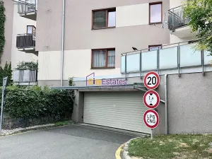 Prodej garážového stání, Praha - Hostivař, Bratislavská, 13 m2