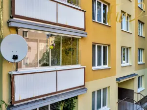 Prodej bytu 3+1, Chodov, náměstí 9. května, 68 m2