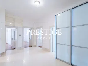 Pronájem kanceláře, Praha - Josefov, Bílkova, 142 m2