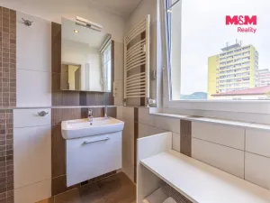 Prodej bytu 3+1, Klášterec nad Ohří, Školní, 68 m2