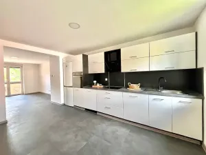 Pronájem bytu 2+kk, Ostrava, Baranovova, 49 m2