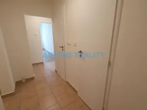 Pronájem bytu 3+1, Praha - Strašnice, Pod strání, 68 m2