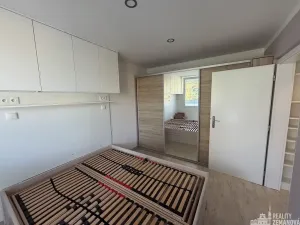 Pronájem bytu 3+kk, Praha - Bohnice, Řešovská, 54 m2