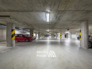 Pronájem garážového stání, Liberec, Tovární, 15 m2