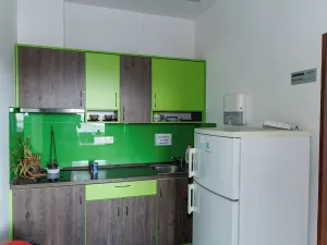 Prodej komerční nemovitosti, Dubí, Horská, 3047 m2