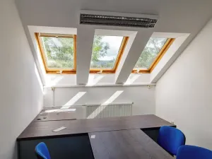 Prodej výrobních prostor, Dubí, Horská, 3047 m2