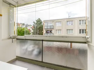 Pronájem bytu 3+1, Praha - Podolí, Na Zvoničce, 61 m2