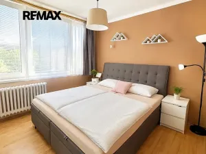 Pronájem bytu 3+1, Praha - Podolí, Kaplická, 55 m2