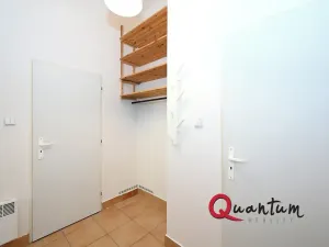Pronájem bytu 1+kk, Praha - Nusle, V zálomu, 33 m2