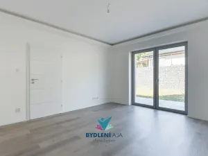Prodej rodinného domu, Dubí, V Aleji, 206 m2