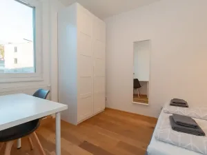 Pronájem bytu 2+kk, Praha - Vinohrady, Perucká, 40 m2