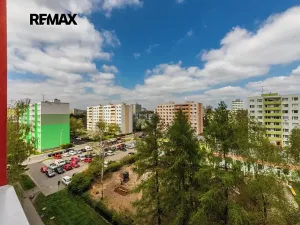 Pronájem bytu 2+kk, Kladno, Na růžovém poli, 41 m2
